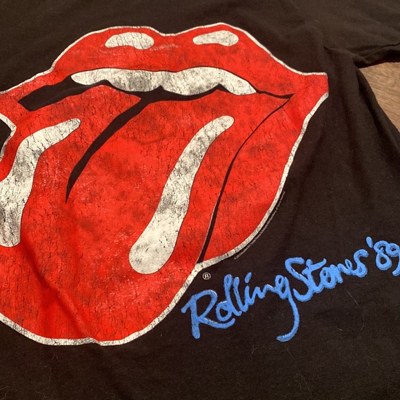 🔥🔥 (3/$20) 
The Rolling Stones Size Medium Black Shirt - Picture 4 of 4